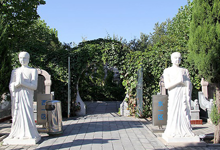 东西墓区